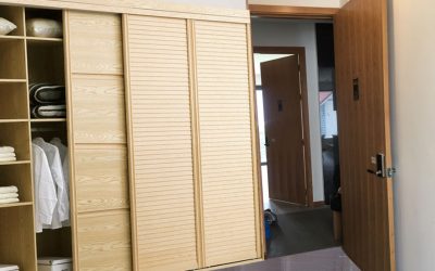 Chuyên sản xuất và cung cấp cửa gỗ công nghiệp, Cửa gỗ HDF, Cửa gỗ HDF Veneer, cửa nhựa ABS Hàn quốc. giá cửa gỗ công nghiệp. Hotline: 0919707355 - kingdoor.com.vn