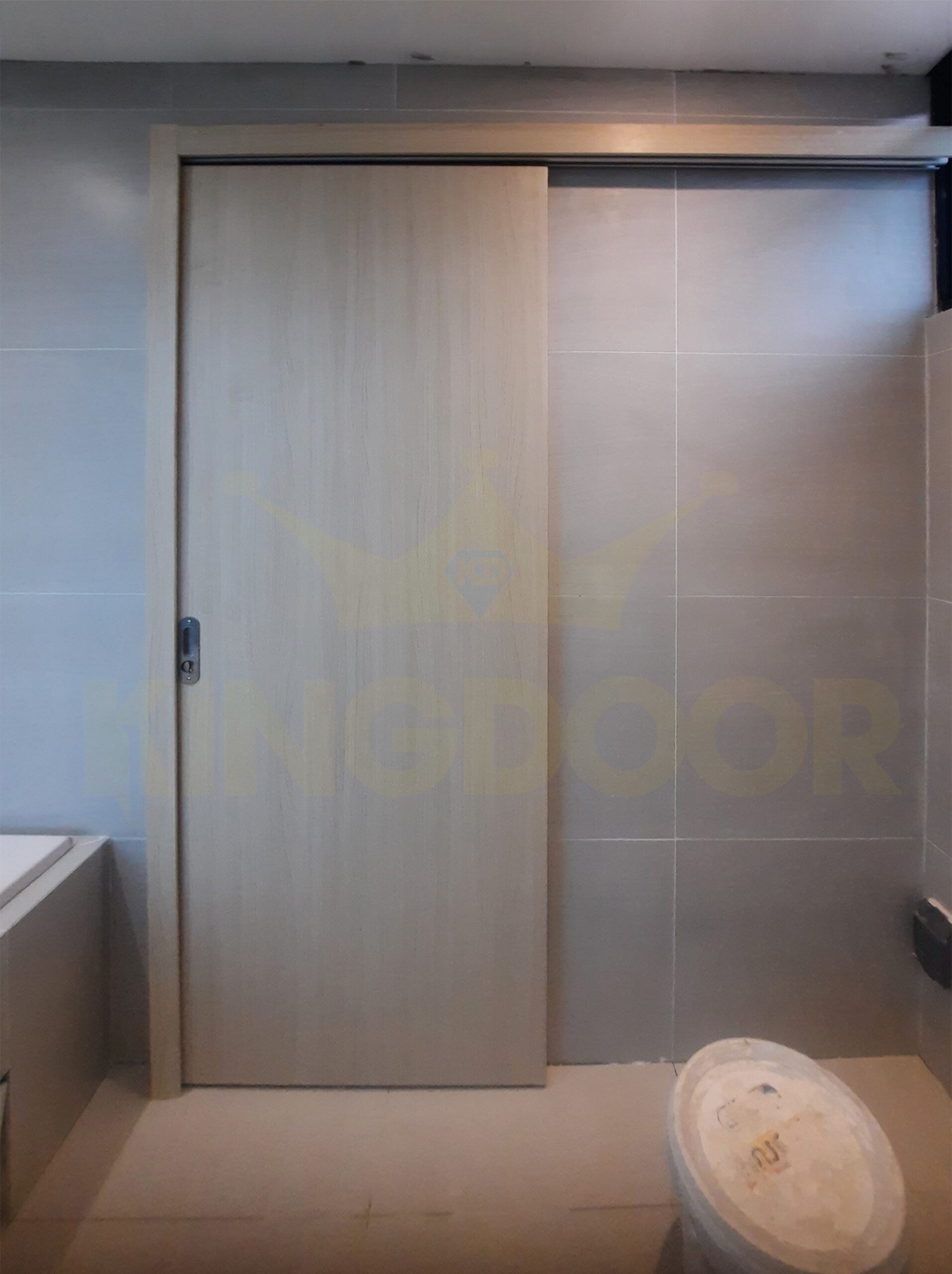 Cửa lùa nhựa composite