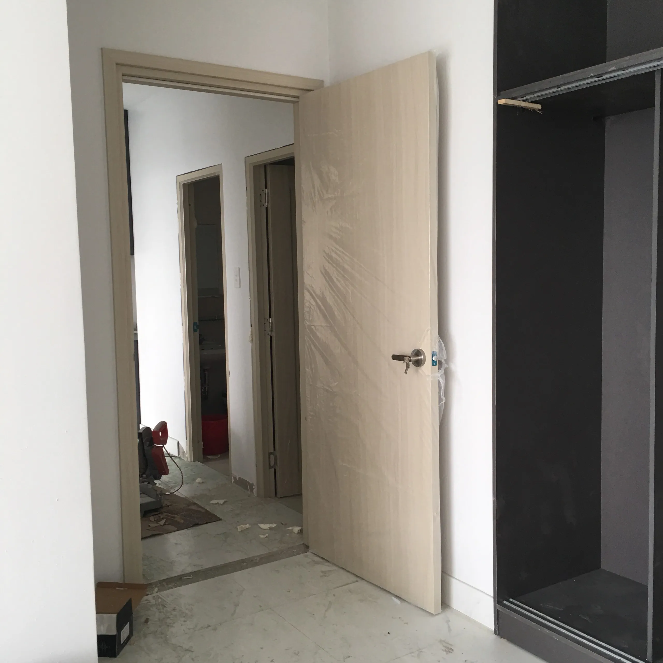 Cửa nhựa gỗ Composite màu SYB01- làm cửa phòng ngủ