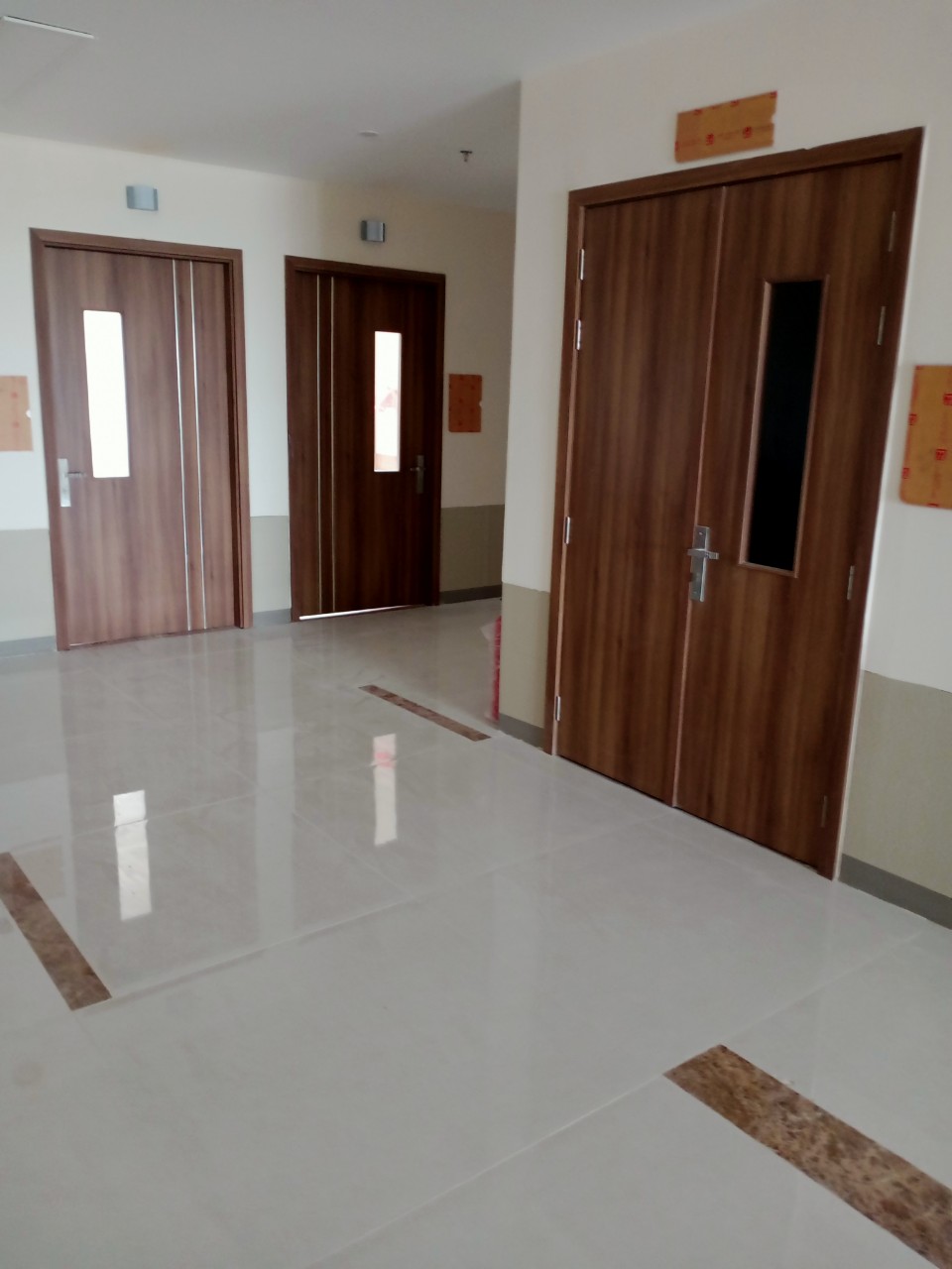 Cửa nhựa ABS Hàn Quốc phòng nội trú và phẫu thuật