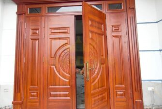 cửa thép vân gỗ 4 lệch