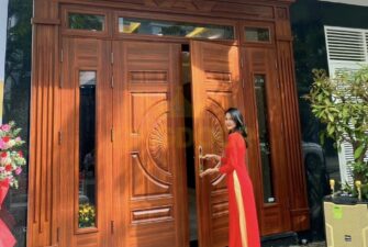 Cửa thép vân gỗ Luxury đẹp