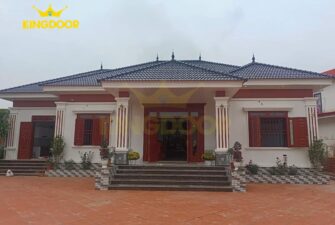 cua-thep-van-go-tai-ben-tre