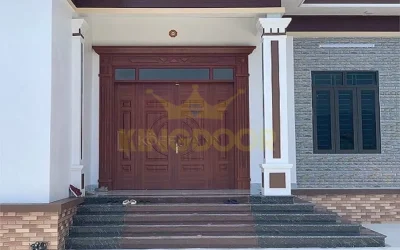 Cửa thép vân gỗ Quận 1: Nâng tầm không gian sống của bạn