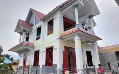 Cửa thép vân gỗ có bị rỉ sét không