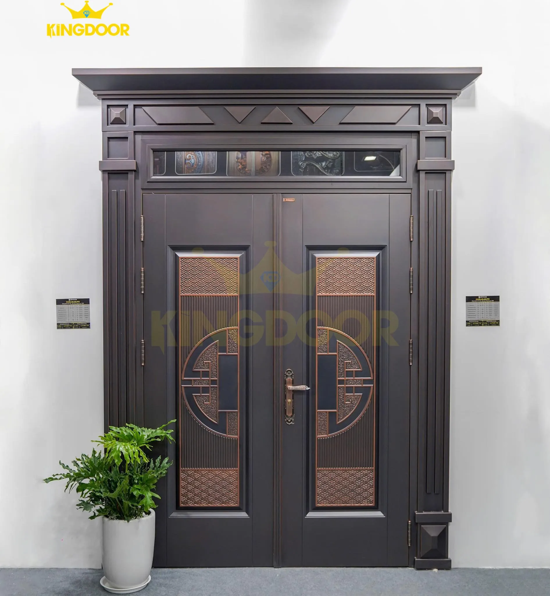 Cửa thép Classic hai cánh lệch - họa tiết chữ thọ vân mây