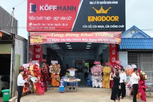 Khai trương showroom Kingdoor Đăk Lăk